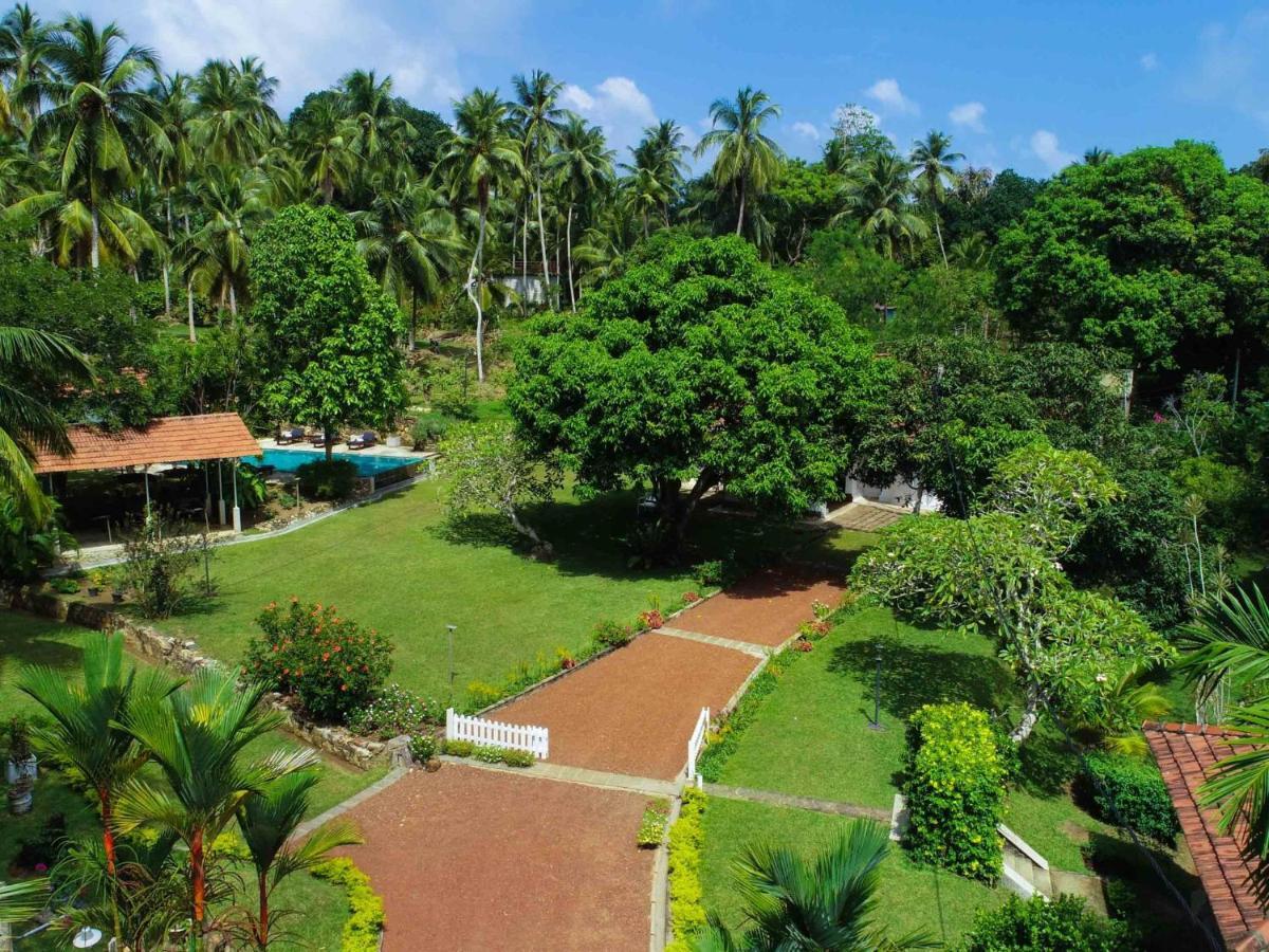 Thalpe Walawwa Heritage Villa Unawatuna Exterior foto