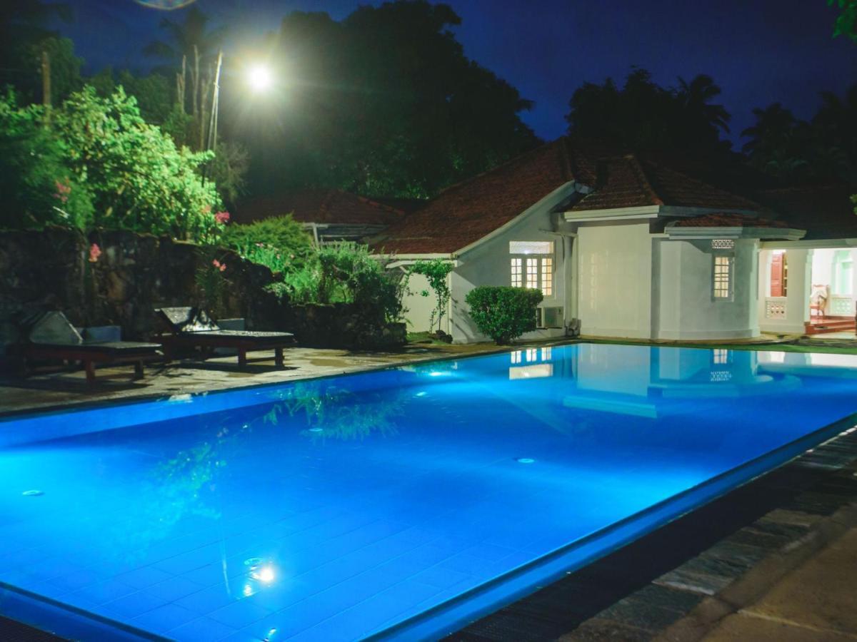Thalpe Walawwa Heritage Villa Unawatuna Exterior foto